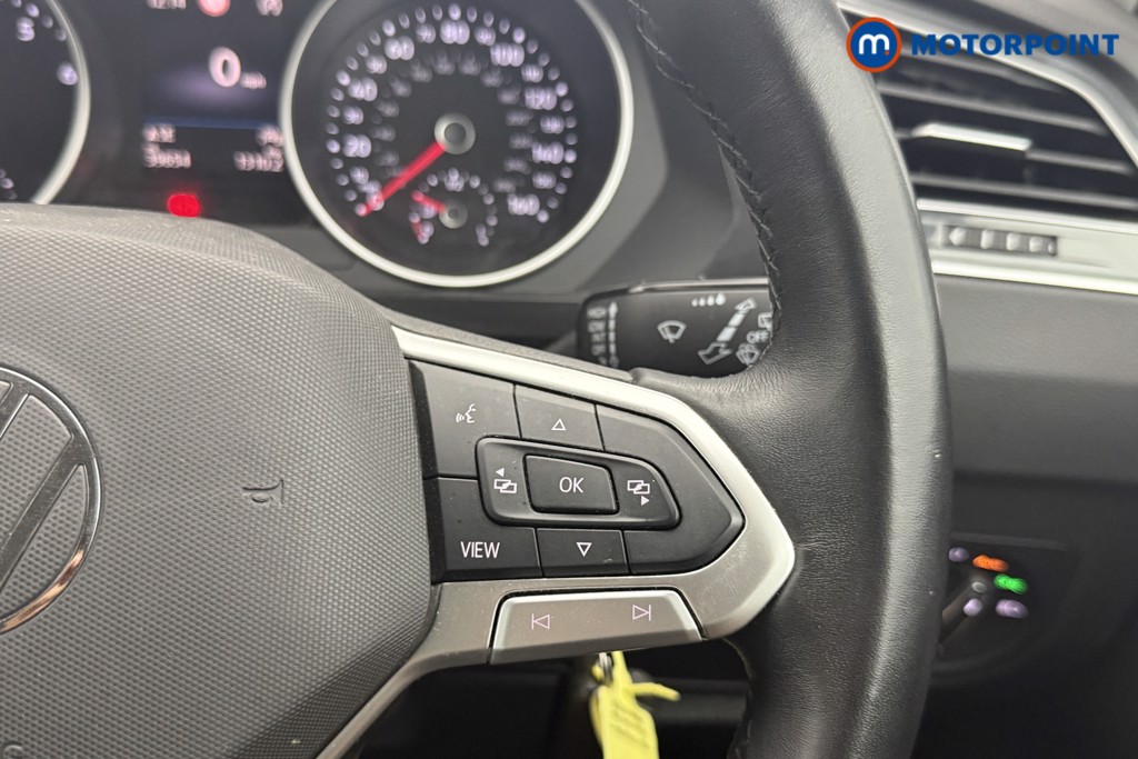 Volkswagen Tiguan Life Manual Petrol SUV - Stock Number (1566398) - 13th supplementary image