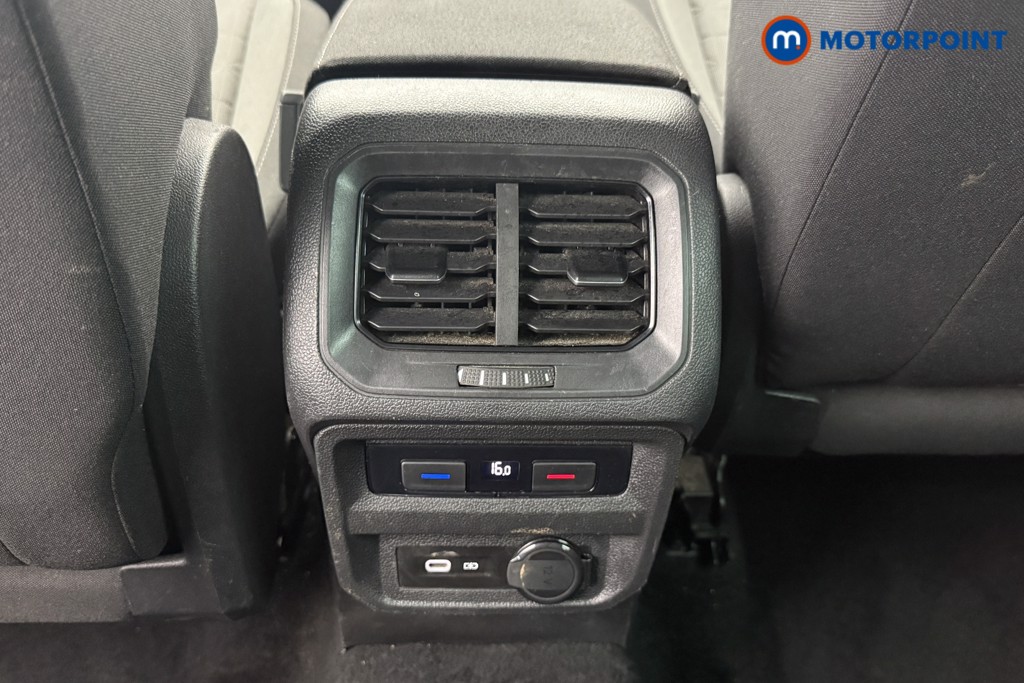 Volkswagen Tiguan Life Manual Petrol SUV - Stock Number (1566398) - 23rd supplementary image