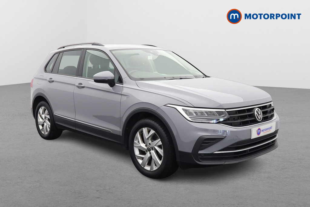 Volkswagen Tiguan Life Manual Petrol SUV - Stock Number (1566398) - Drivers side front corner