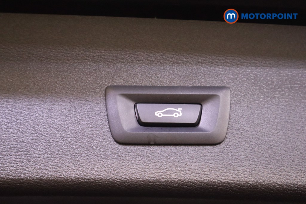 BMW X1 Xline Automatic Petrol SUV - Stock Number (1566850) - 15th supplementary image