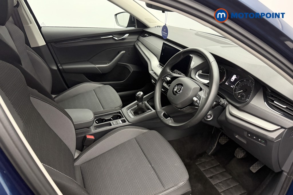 Skoda Octavia SE Manual Petrol Estate - Stock Number (1566987) - 2nd supplementary image