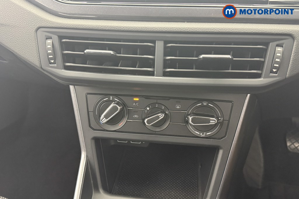 Volkswagen Polo Match Manual Petrol Hatchback - Stock Number (1567268) - 4th supplementary image