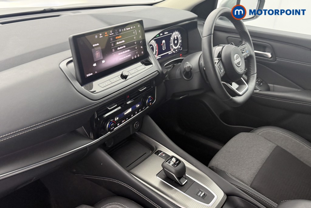 Nissan Qashqai N-Connecta Automatic Petrol SUV - Stock Number (1567425) - 19th supplementary image
