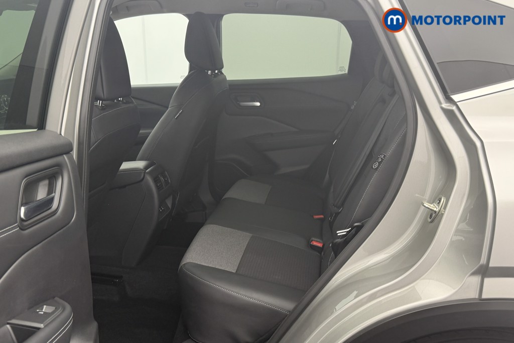Nissan Qashqai N-Connecta Automatic Petrol SUV - Stock Number (1567425) - 21st supplementary image