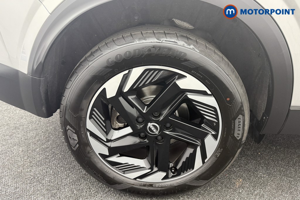 Nissan Qashqai N-Connecta Automatic Petrol SUV - Stock Number (1567425) - 31st supplementary image