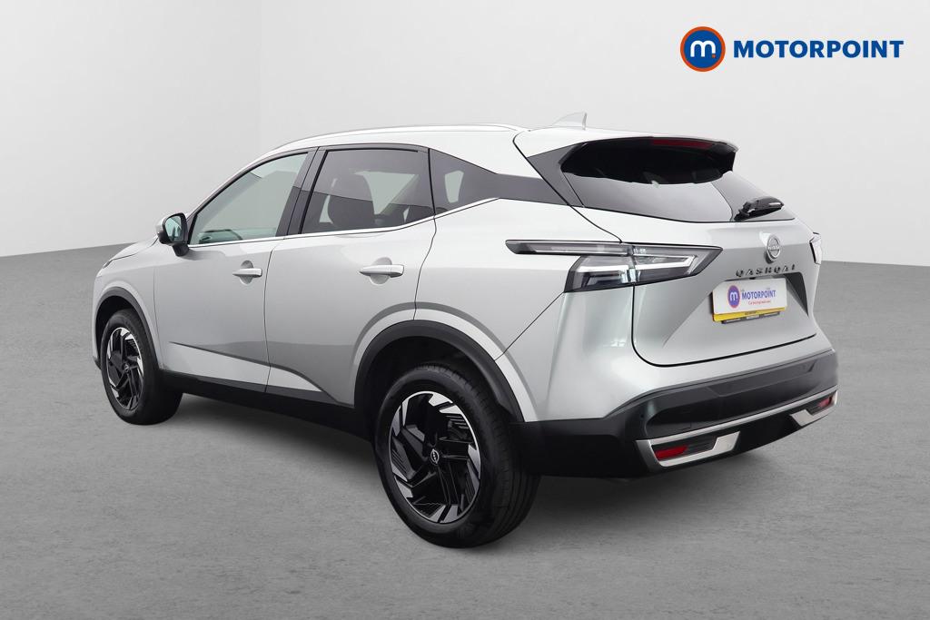 Nissan Qashqai N-Connecta Automatic Petrol SUV - Stock Number (1567425) - Passenger side rear corner