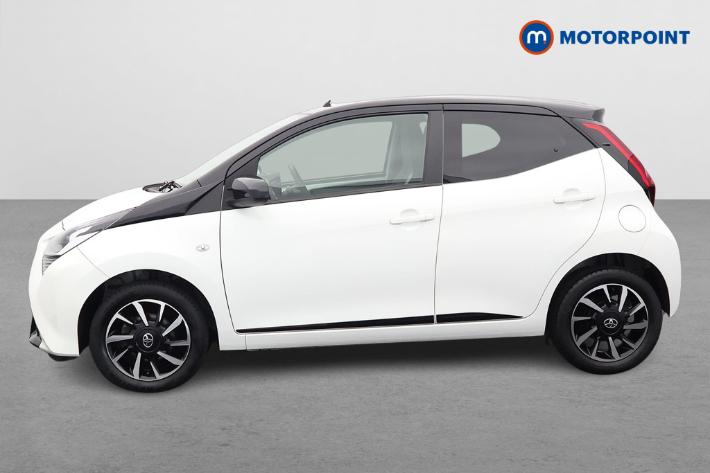 Toyota Aygo X-Trend Manual Petrol Hatchback - Stock Number (1567489) - Passenger side