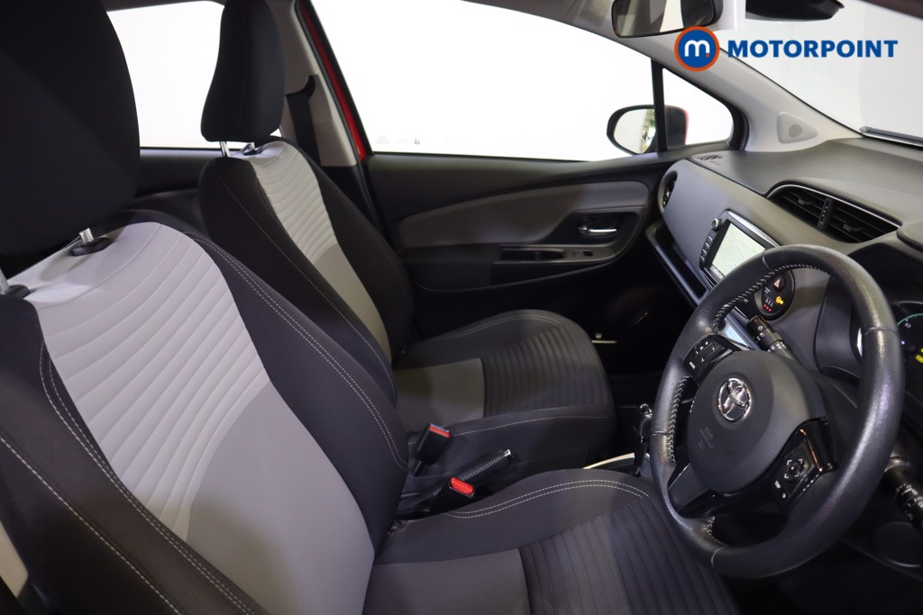 Toyota Yaris Icon Tech Automatic Petrol-Electric Hybrid Hatchback - Stock Number (1567578) - 7th supplementary image