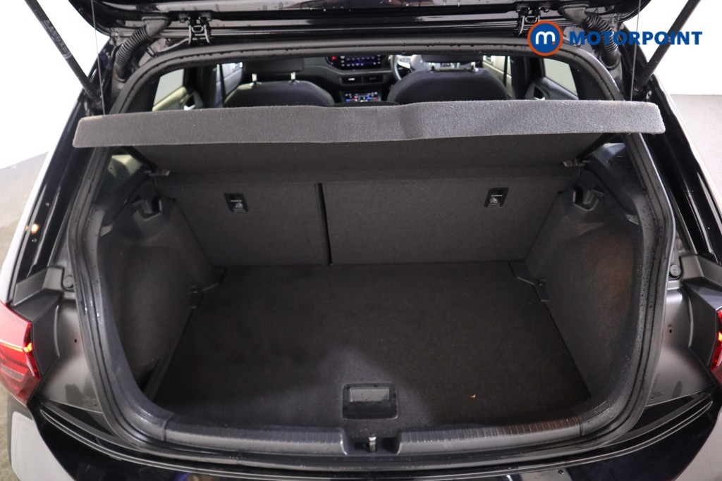 Volkswagen Polo R-Line Manual Petrol Hatchback - Stock Number (1568378) - 12th supplementary image