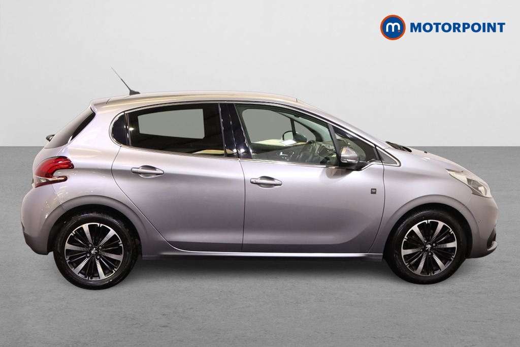 Peugeot 208 Tech Edition Manual Petrol Hatchback - Stock Number (1568388) - Drivers side