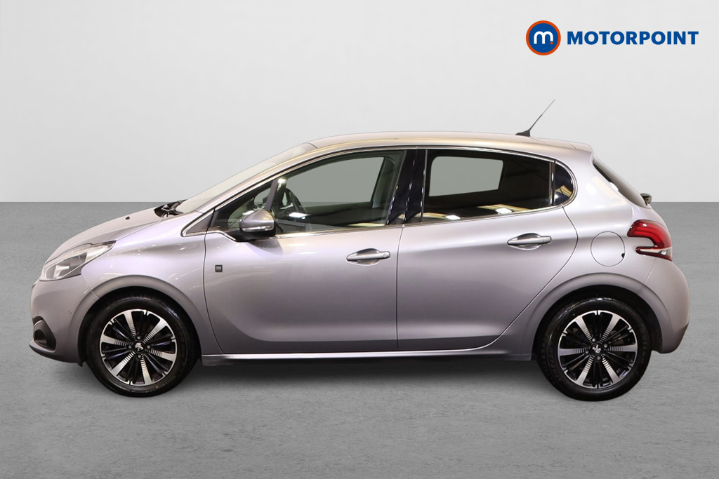 Peugeot 208 Tech Edition Manual Petrol Hatchback - Stock Number (1568388) - Passenger side