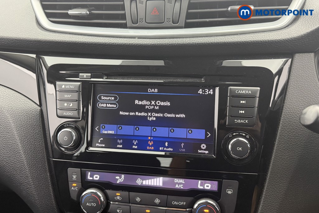 Nissan Qashqai Acenta Premium Manual Petrol SUV - Stock Number (1568725) - 6th supplementary image