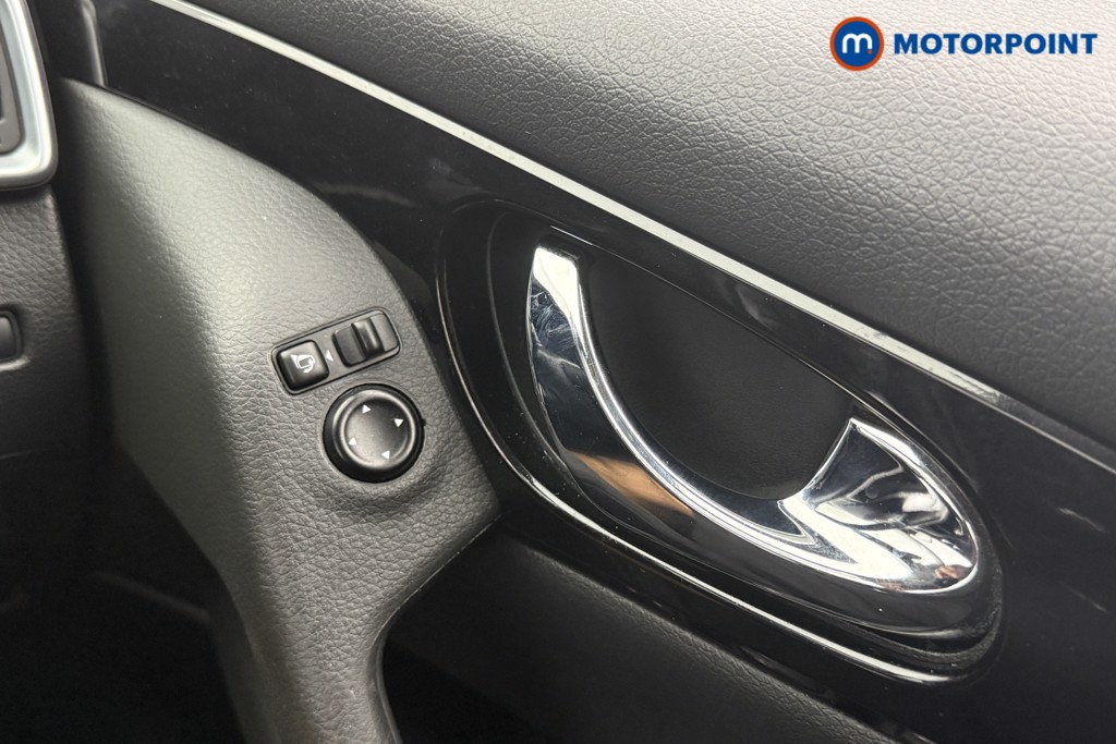 Nissan Qashqai Acenta Premium Manual Petrol SUV - Stock Number (1568725) - 12th supplementary image