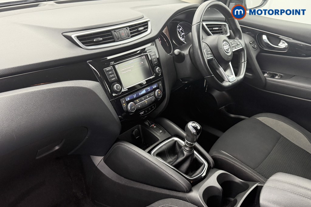 Nissan Qashqai Acenta Premium Manual Petrol SUV - Stock Number (1568725) - 18th supplementary image