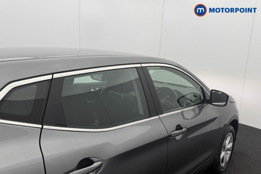 Nissan Qashqai Acenta Premium Manual Petrol SUV - Stock Number (1568725) - 26th supplementary image