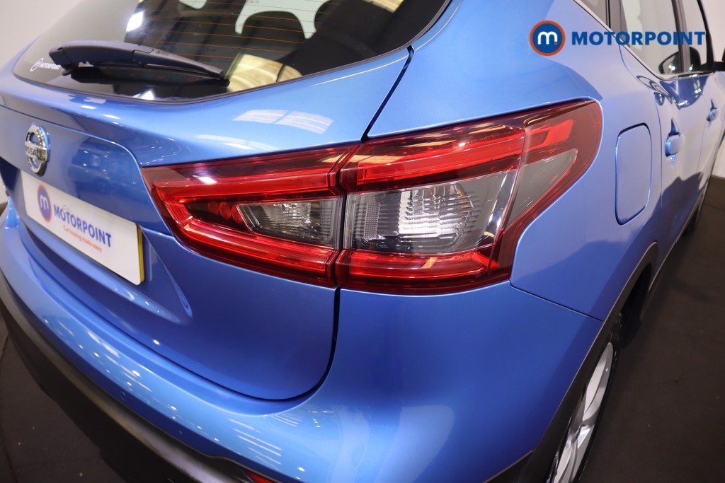 Nissan Qashqai Acenta Premium Manual Petrol SUV - Stock Number (1568751) - 22nd supplementary image