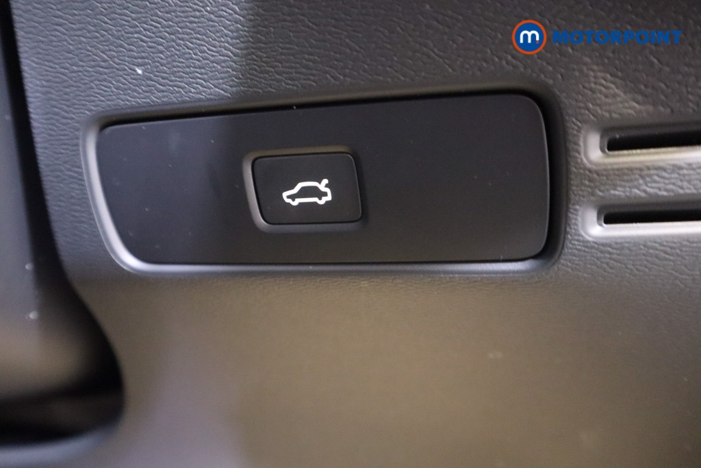 Volvo Xc40 Ultimate Automatic Petrol SUV - Stock Number (1568864) - 10th supplementary image