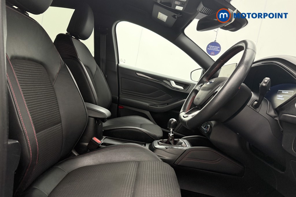 Ford Focus St-Line X Manual Diesel Hatchback - Stock Number (1568897) - 8th supplementary image