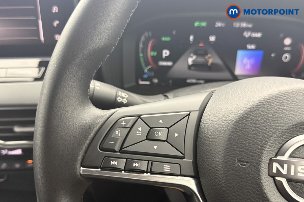 Nissan Juke N-Connecta Automatic Petrol-Electric Hybrid SUV - Stock Number (1569122) - 11th supplementary image