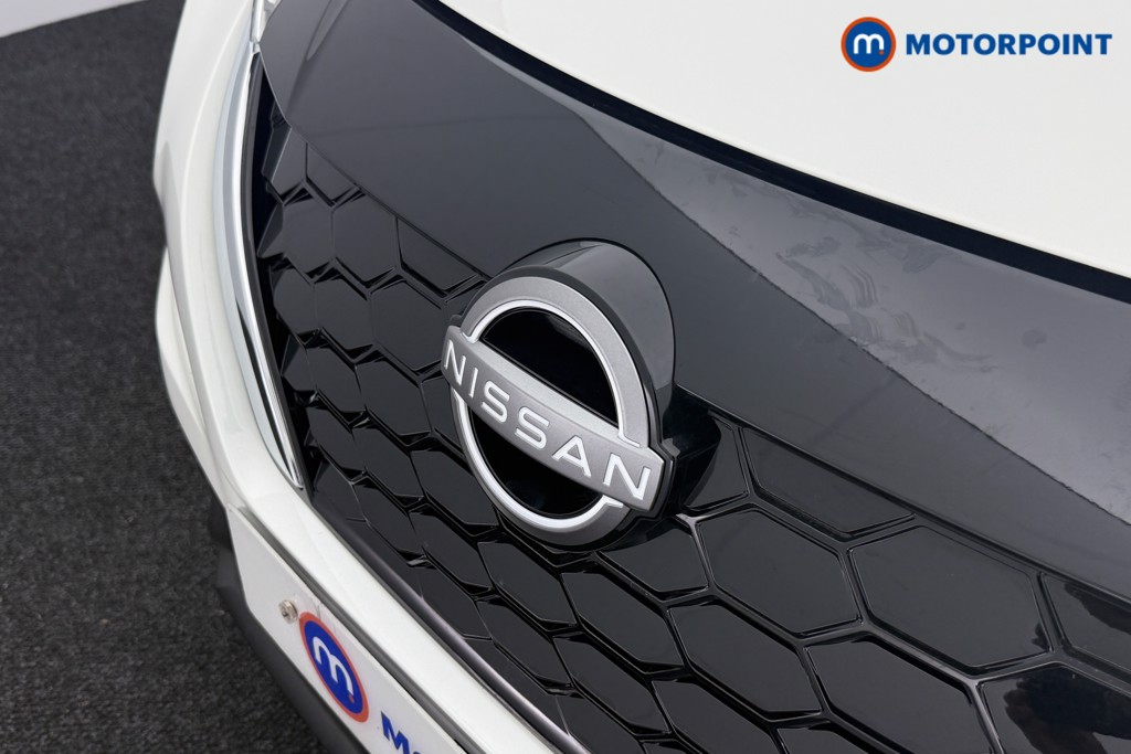 Nissan Juke N-Connecta Automatic Petrol-Electric Hybrid SUV - Stock Number (1569122) - 18th supplementary image