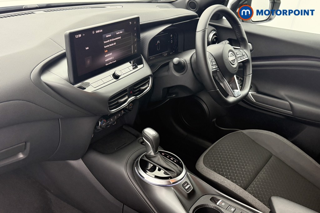 Nissan Juke N-Connecta Automatic Petrol-Electric Hybrid SUV - Stock Number (1569122) - 19th supplementary image
