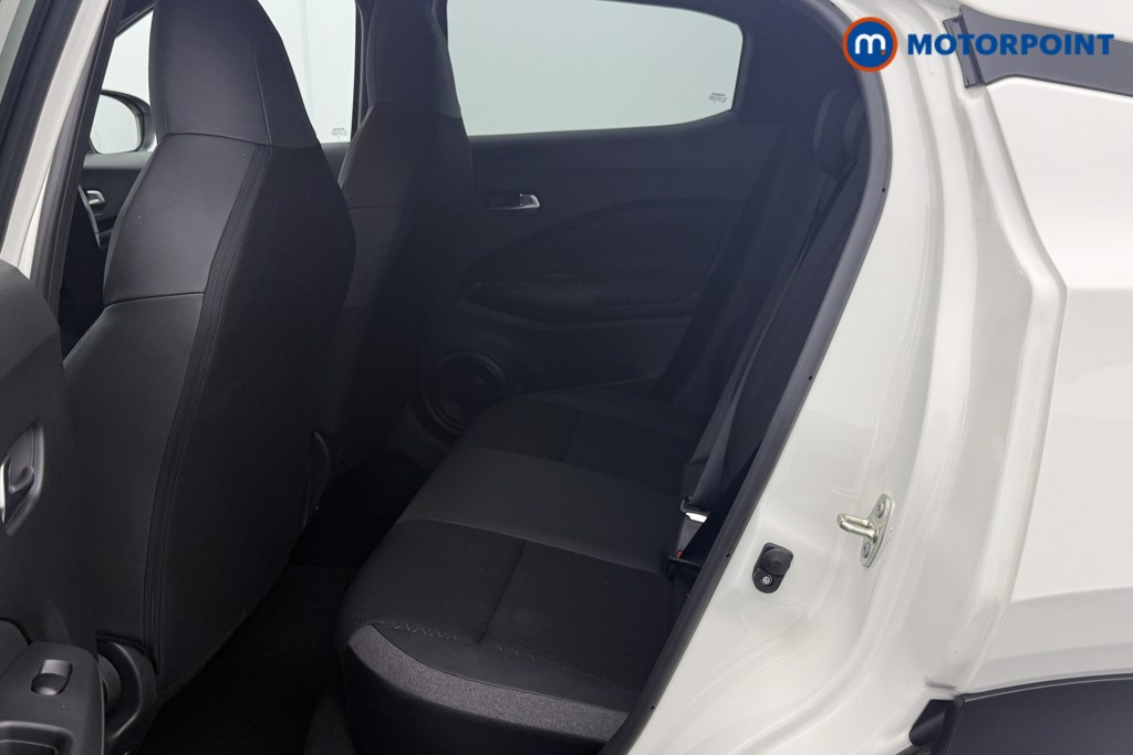 Nissan Juke N-Connecta Automatic Petrol-Electric Hybrid SUV - Stock Number (1569122) - 21st supplementary image