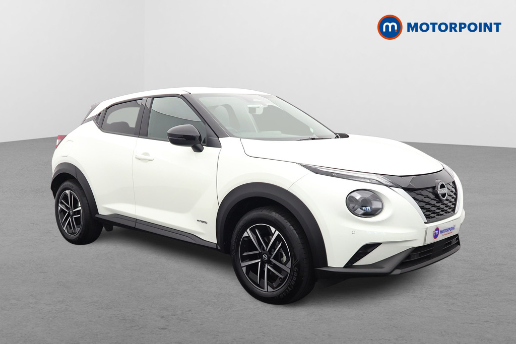 Nissan Juke N-Connecta Automatic Petrol-Electric Hybrid SUV - Stock Number (1569122) - Drivers side front corner