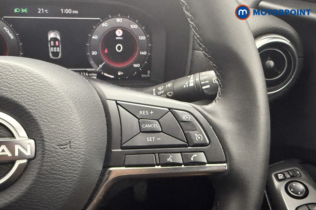 Nissan Juke N-Connecta Automatic Petrol-Electric Hybrid SUV - Stock Number (1569124) - 11th supplementary image
