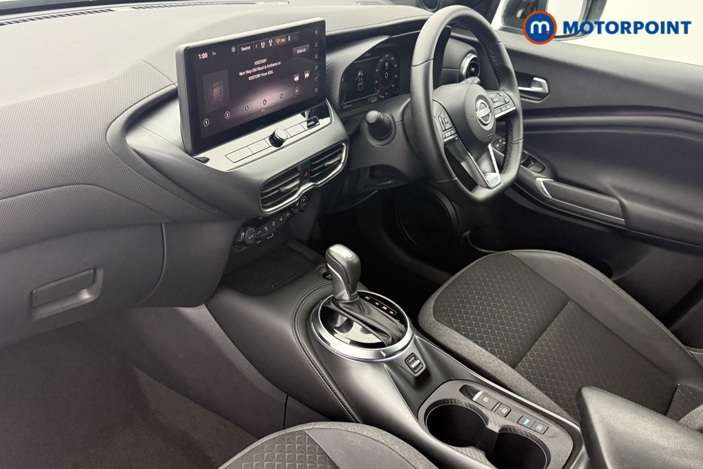 Nissan Juke N-Connecta Automatic Petrol-Electric Hybrid SUV - Stock Number (1569124) - 18th supplementary image