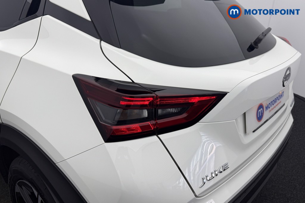 Nissan Juke N-Connecta Automatic Petrol-Electric Hybrid SUV - Stock Number (1569124) - 21st supplementary image