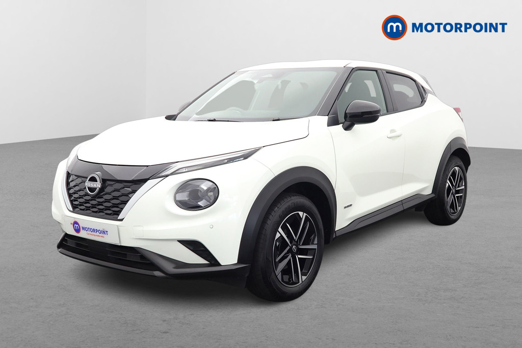 Nissan Juke N-Connecta Automatic Petrol-Electric Hybrid SUV - Stock Number (1569124) - Passenger side front corner
