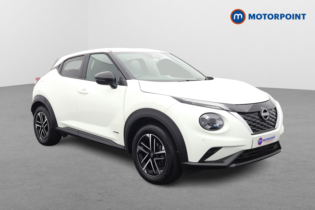 Nissan Juke N-Connecta Automatic Petrol-Electric Hybrid SUV - Stock Number (1569124) - Drivers side front corner
