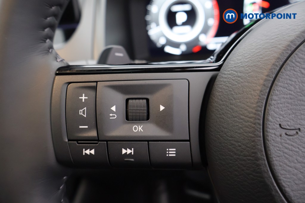 Nissan Qashqai N-Connecta Automatic Petrol SUV - Stock Number (1569276) - 2nd supplementary image