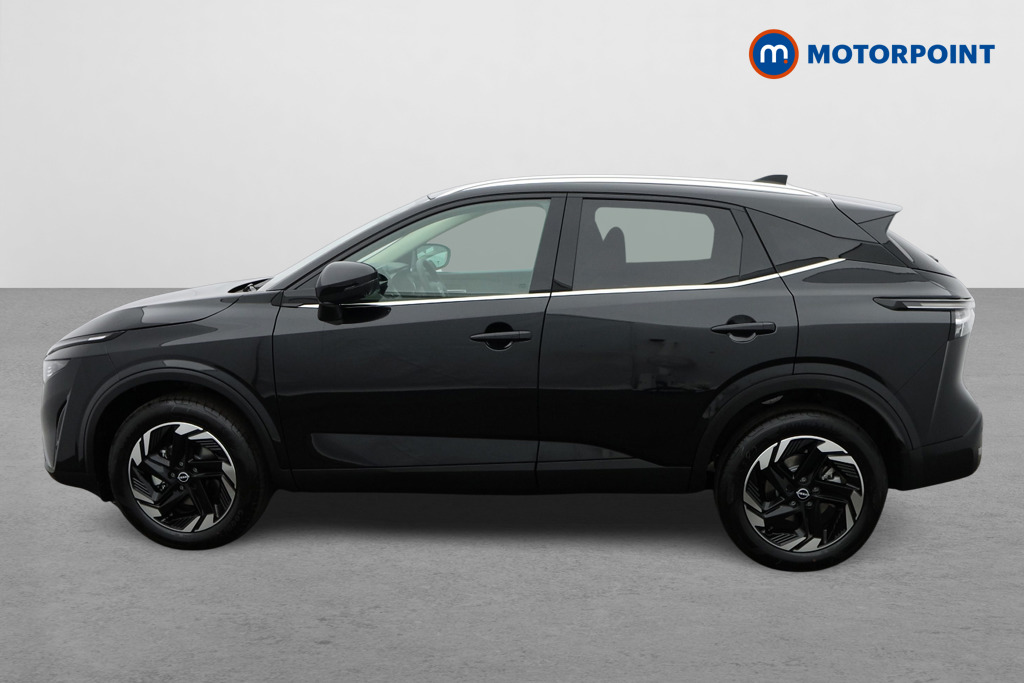 Nissan Qashqai N-Connecta Automatic Petrol SUV - Stock Number (1569276) - Passenger side