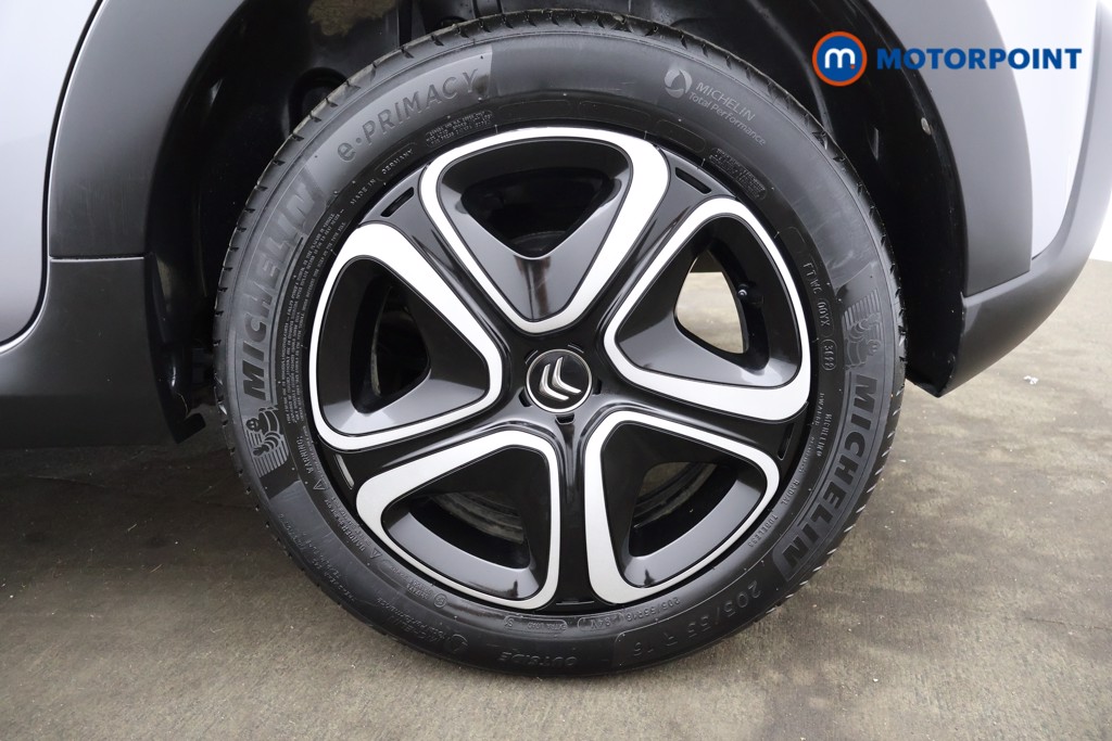 Nissan Qashqai N-Connecta Automatic Petrol SUV - Stock Number (1569277) - 16th supplementary image