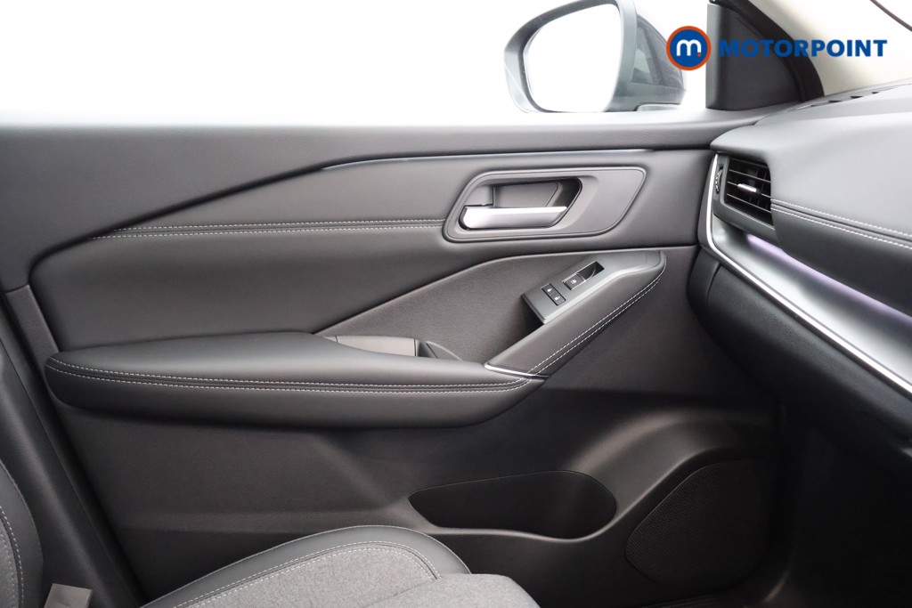 Nissan Qashqai N-Connecta Automatic Petrol SUV - Stock Number (1569277) - 25th supplementary image