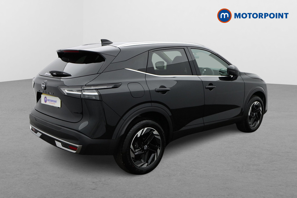 Nissan Qashqai N-Connecta Automatic Petrol SUV - Stock Number (1569277) - Drivers side rear corner