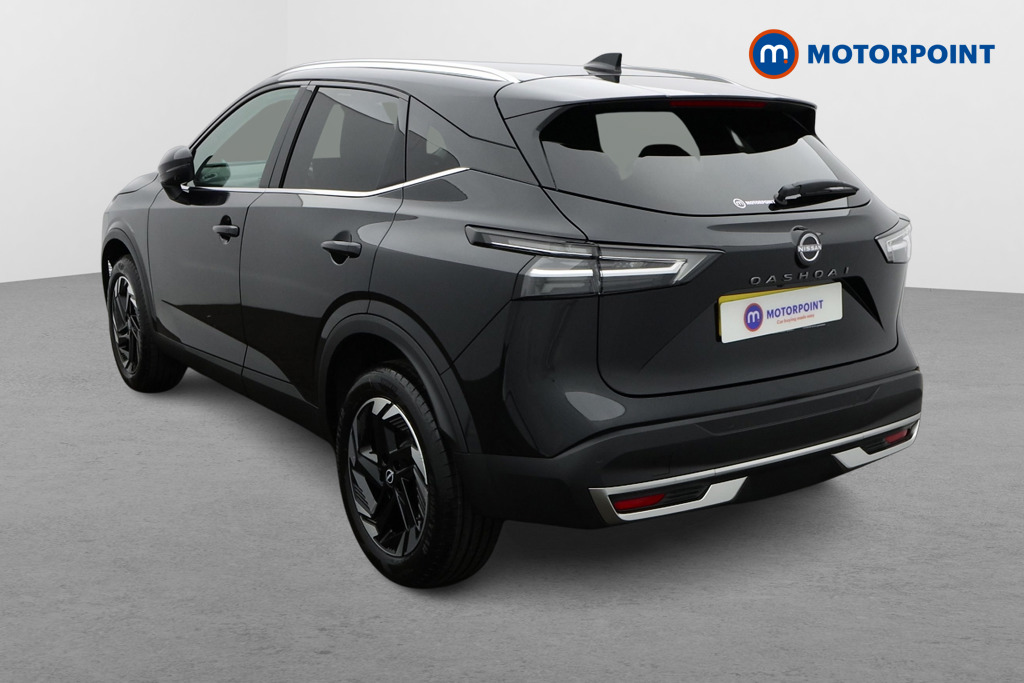 Nissan Qashqai N-Connecta Automatic Petrol SUV - Stock Number (1569277) - Passenger side rear corner