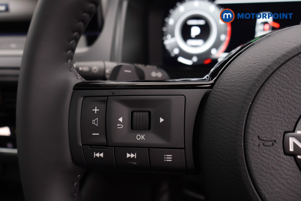 Nissan Qashqai N-Connecta Automatic Petrol SUV - Stock Number (1569279) - 2nd supplementary image
