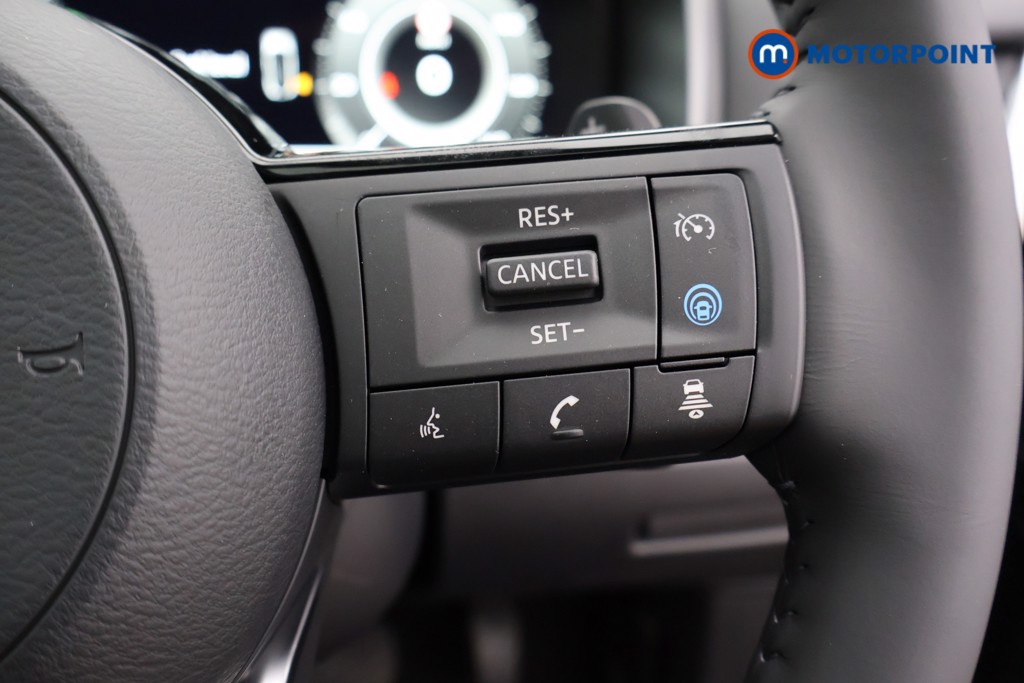 Nissan Qashqai N-Connecta Automatic Petrol SUV - Stock Number (1569279) - 3rd supplementary image