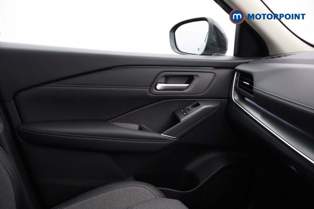 Nissan Qashqai N-Connecta Automatic Petrol SUV - Stock Number (1569279) - 7th supplementary image
