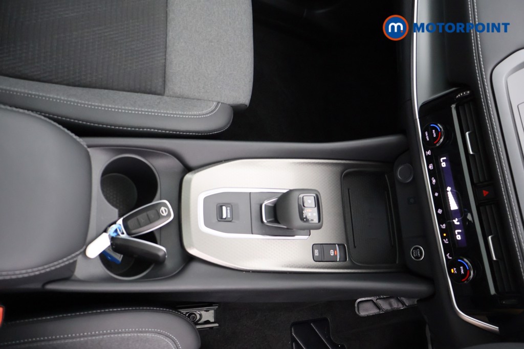 Nissan Qashqai N-Connecta Automatic Petrol SUV - Stock Number (1569279) - 8th supplementary image