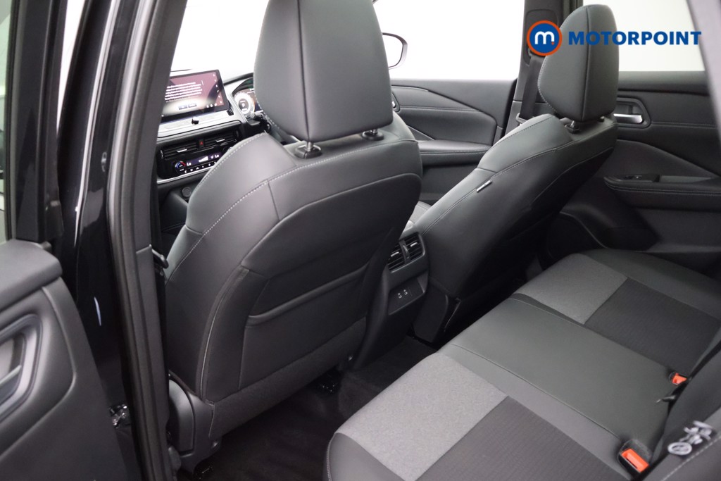 Nissan Qashqai N-Connecta Automatic Petrol SUV - Stock Number (1569279) - 13th supplementary image