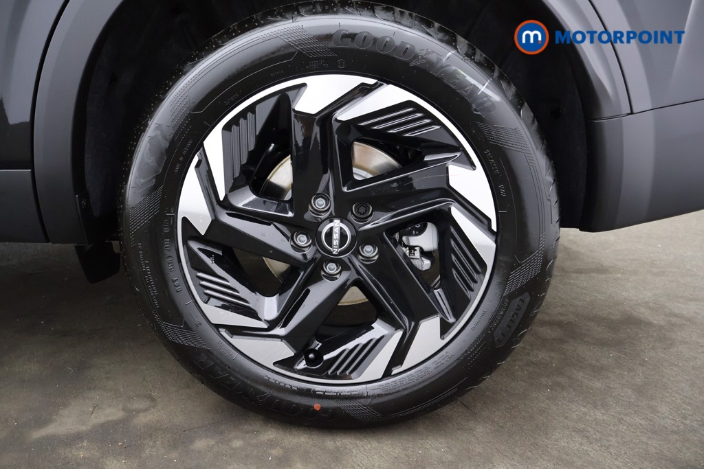 Nissan Qashqai N-Connecta Automatic Petrol SUV - Stock Number (1569279) - 16th supplementary image