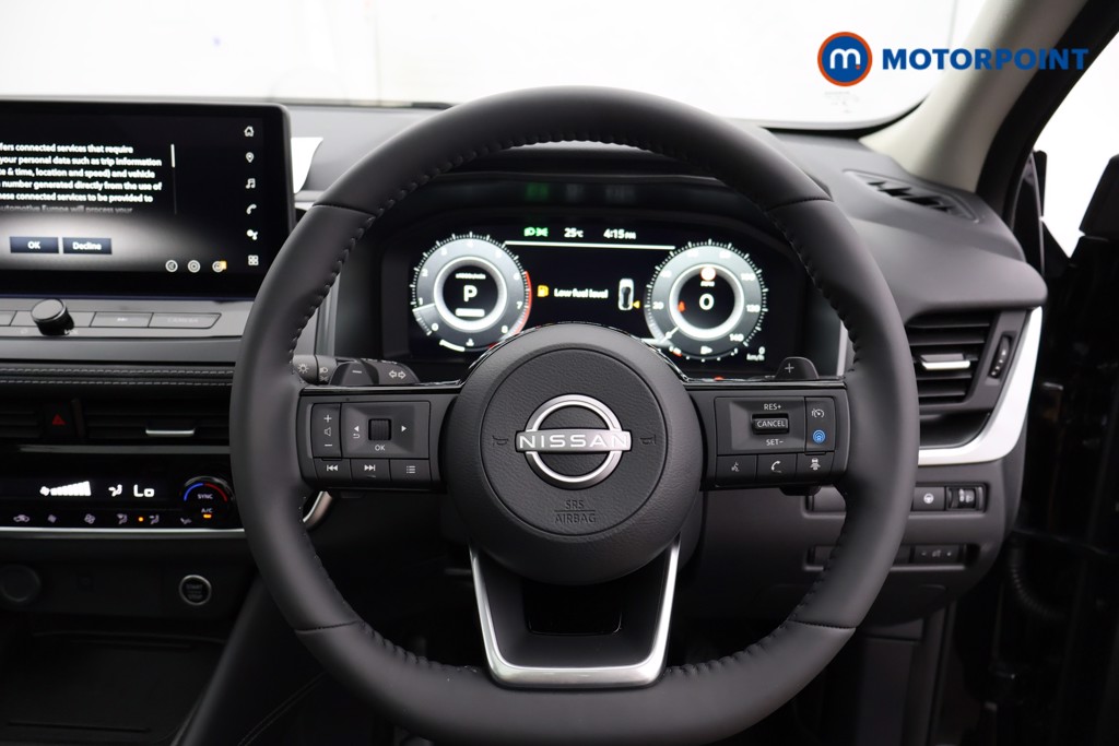 Nissan Qashqai N-Connecta Automatic Petrol SUV - Stock Number (1569279) - 1st supplementary image