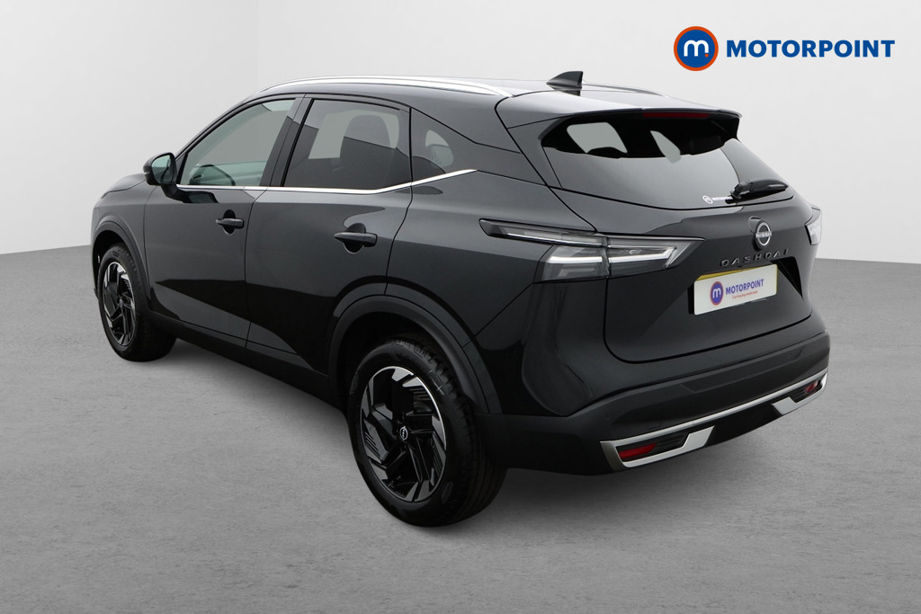 Nissan Qashqai N-Connecta Automatic Petrol SUV - Stock Number (1569279) - Passenger side rear corner