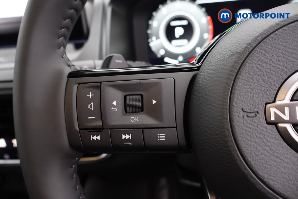 Nissan Qashqai N-Connecta Automatic Petrol SUV - Stock Number (1569407) - 2nd supplementary image
