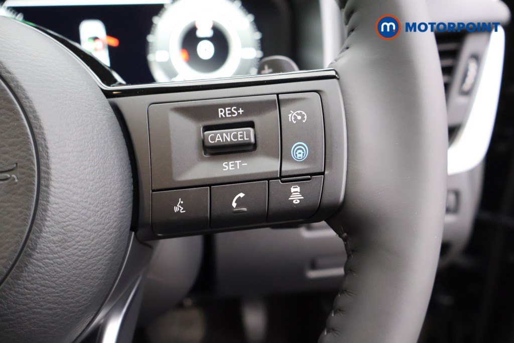 Nissan Qashqai N-Connecta Automatic Petrol SUV - Stock Number (1569407) - 3rd supplementary image