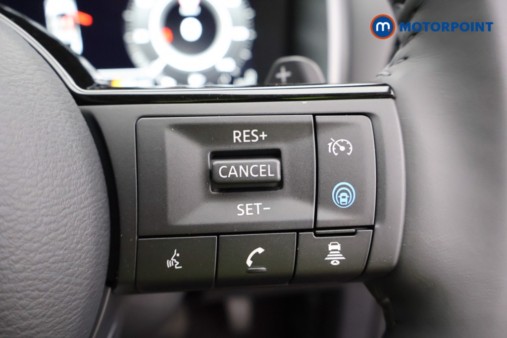 Nissan Qashqai N-Connecta Automatic Petrol SUV - Stock Number (1569410) - 3rd supplementary image