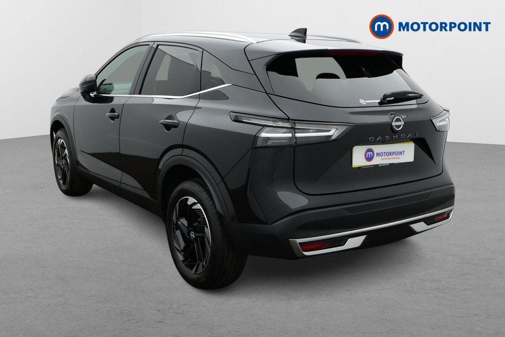 Nissan Qashqai N-Connecta Automatic Petrol SUV - Stock Number (1569410) - Passenger side rear corner